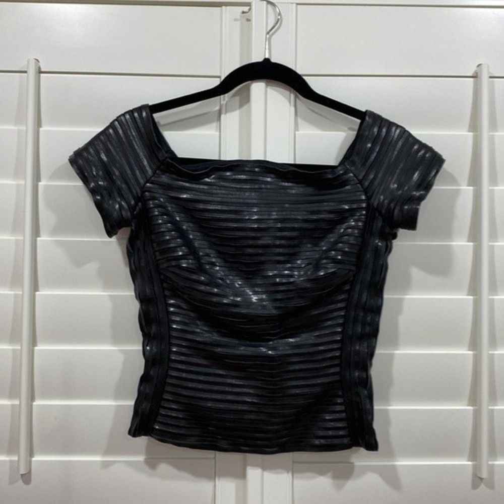Jiki Monte-Carlo Creations Leather  Crop Top/Blouse. Black S/M FR40